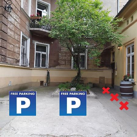 Red Kurka Apartments Krasków Exterior foto
